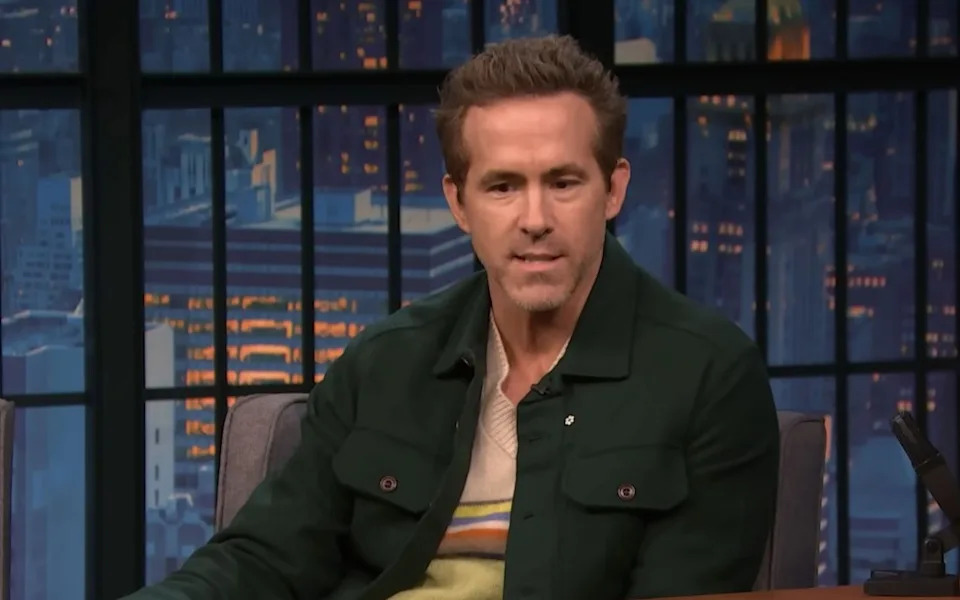 Reynolds would have given himself a “punching vasectomy” before having three sons instead. NBC