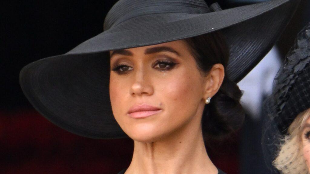 ‘A very real possibility’: Meghan Markle tipped to attend London Fashion Week in four months time, sparking talk of a royal family reunion 'A very real possibility': Meghan Markle tipped to attend London Fashion Week in four months time, sparking talk of a royal family reunion
