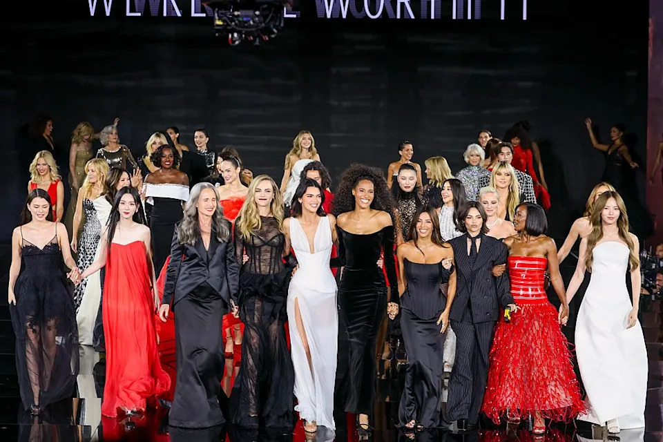 paris, france september 29: (editorial use only for non editorial use please seek approval from fashion house) (l r) rebecca patricia armstrong, ye zhou, andie macdowell, cara delevingne, kendall jenner, cindy bruna, eva longoria, ariana greenblat, aja naomi king, nycha walk the runway during the le défilé. liberté, egalité, sororité youre worth it loréal paris womenswear spring/summer 2026 show as part of paris fashion week at hotel de ville on september 29, 2025 in paris, france. (photo by stephane cardinale corbis/corbis via getty images)