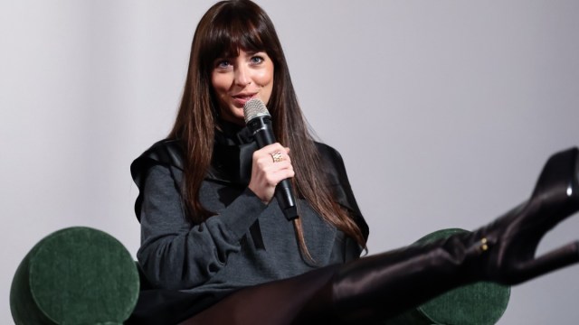 Dakota Johnson Leaves Fans ‘Speechless’ in Black Mini-Dress Yahoo entertainment home