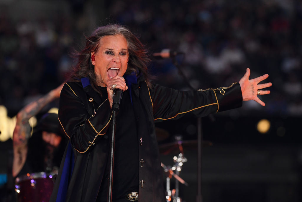 If You Need Something To Tie A Room Together Ozzy Osbourne’s Throne Is For Sale If You Need Something To Tie A Room Together Ozzy Osbourne's Throne Is For Sale