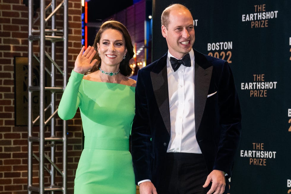 boston, massachusetts december 02: catherine, princess of wales and prince william, prince of wales attend the earthshot prize 2022 at mgm music hall at fenway on december 02, 2022 in boston, massachusetts. (photo by samir hussein/wireimage)