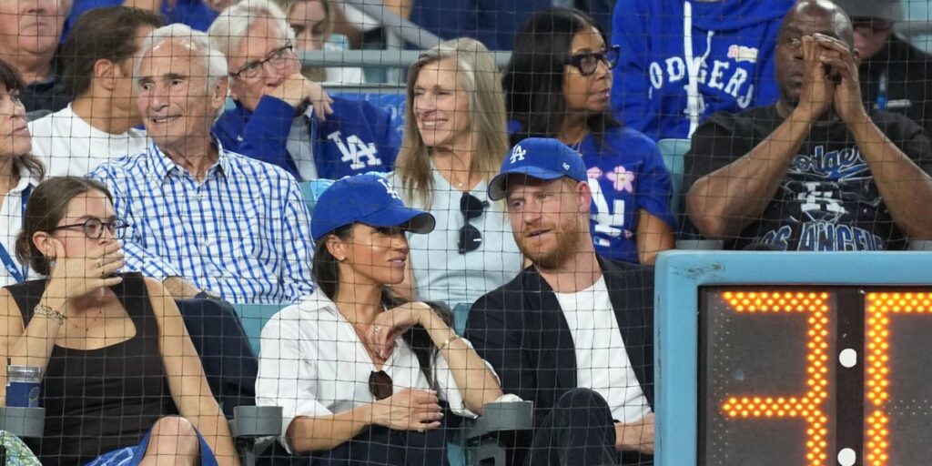 Prince Harry and Meghan’s front row LA Dodgers seats worth thousands of pounds spark fury as local legends relegated Prince Harry and Meghan's front row LA Dodgers seats worth thousands of pounds spark fury as local legends relegated