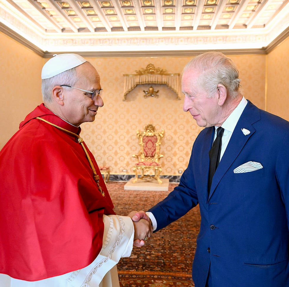 King Charles just broke a 500-year tradition during intimate royal visit king charles just broke a 500 year tradition during intimate royal visit