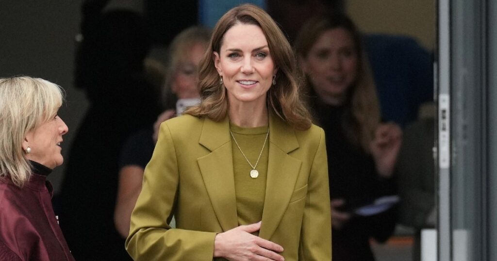 Kate Middleton Speaks Out Against Disconnection Epidemic | Gallery