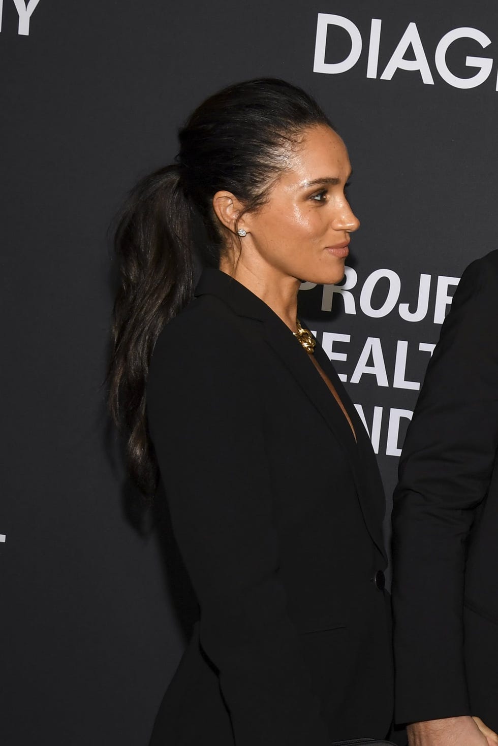 meghan markle high ponytail