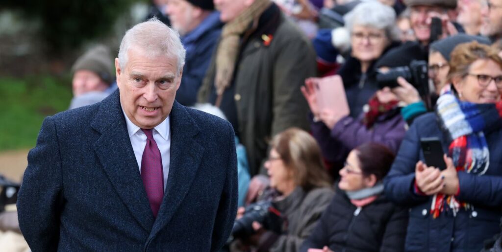 Prince Andrew Plays ‘Call of Duty’ All Day Prince Andrew Plays 'Call of Duty' All Day