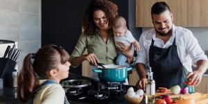 Get rid of screens at the family table and try this instead
