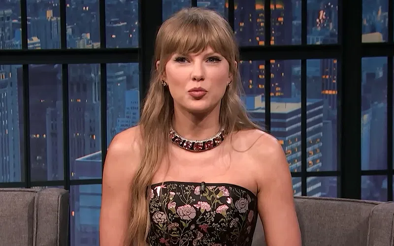 Taylor Swift In "Late Night with Seth Meyers" Show