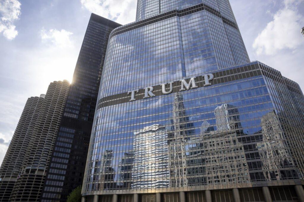 In 'hellhole' of Chicago, Trump hotel rooms cost $600 per night