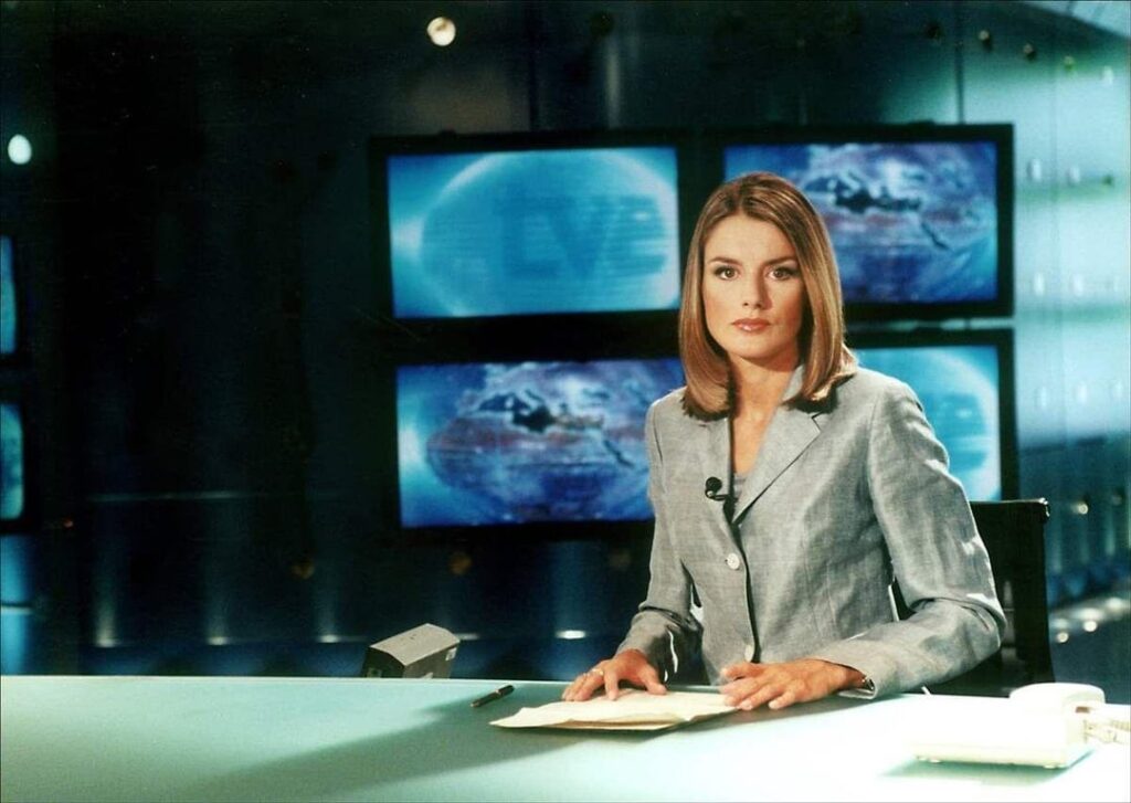 Regal Style Diaries 👑: Queen Letizia’s Transition: News Anchor to Royal Fashion Icon
