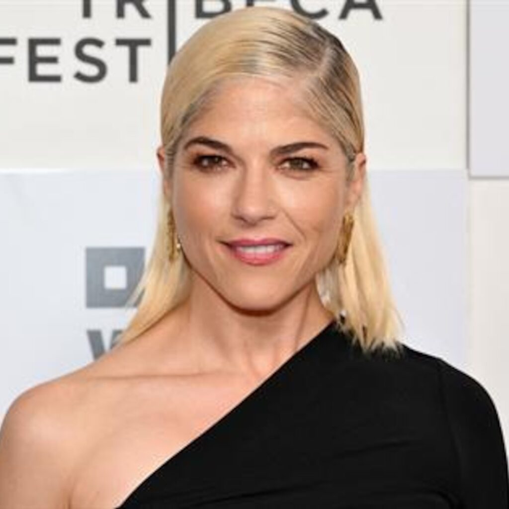 Selma Blair Gives Health Update Amid Multiple Sclerosis Journey – E! News Selma Blair Gives Health Update Amid Multiple Sclerosis Journey - E! News