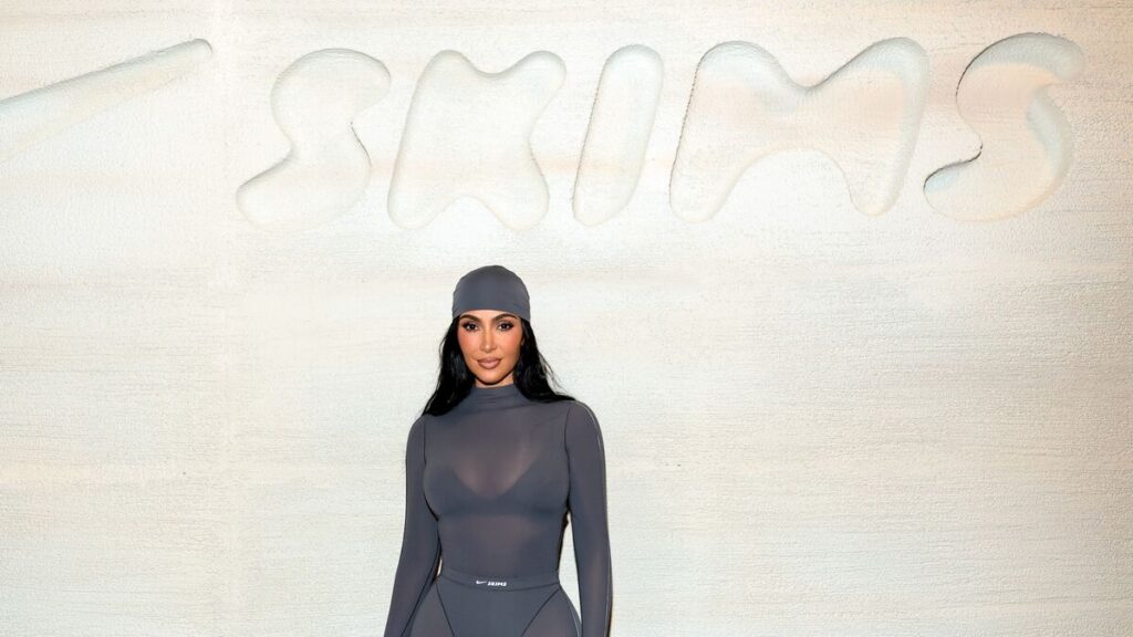 Kim Kardashian’s Skims Valued at $5 Billion in New Funding Round – Bloomberg.com Kim Kardashian’s Skims Valued at $5 Billion in New Funding Round - Bloomberg.com