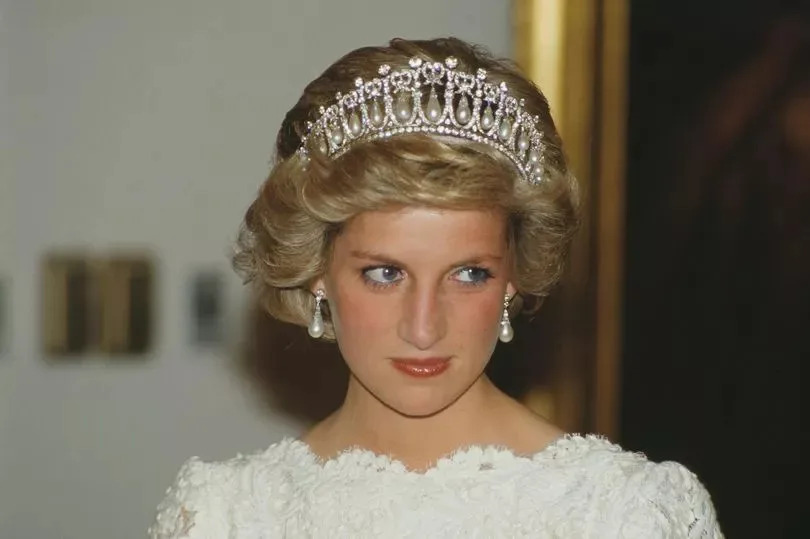 Diana, Princess of Wales  (1961 - 1997) attends a dinner at the British Embassy in Washington, DC, November 1985. She is wearing an evening dress by Murray Arbeid and the Queen Mary tiara.  (Photo by Terry Fincher/Princess Diana Archive/Getty Images)