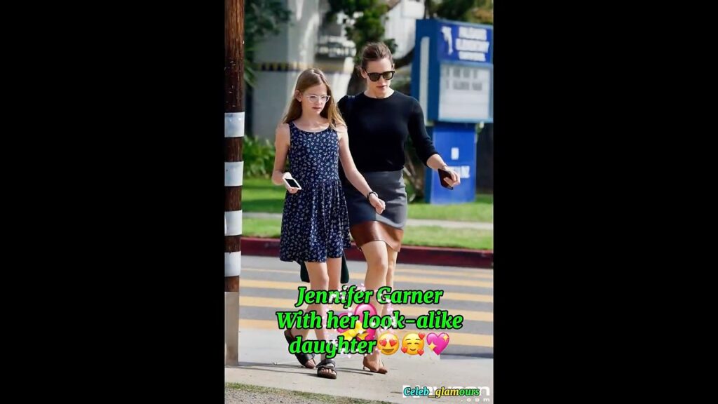 MOTHERS LOVE #love #shorts #jennifergarner #benaffleck #romance #hollywood MOTHERS LOVE #love #shorts #jennifergarner #benaffleck #romance #hollywood