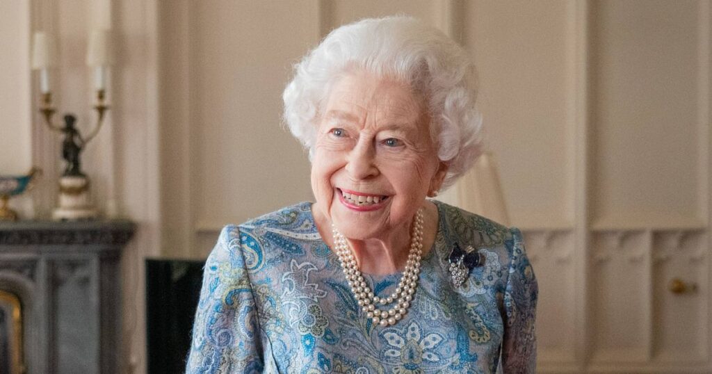 James Martin claims one senior royal ‘told the Queen Off’ at Buckingham Palace lunch Wales Online