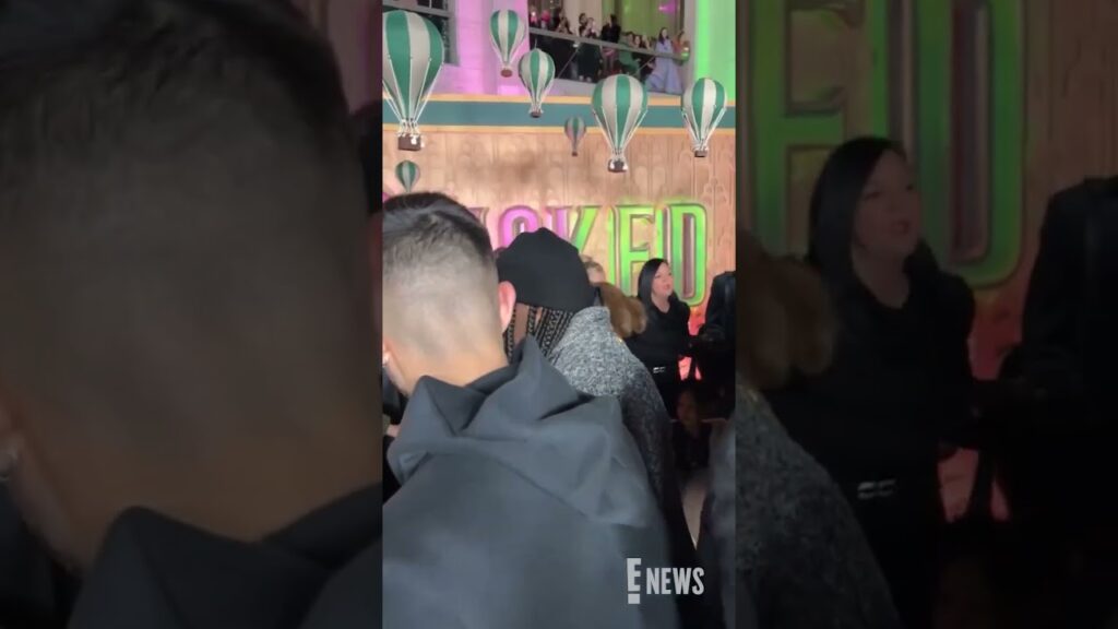 We're defying gravity because Ariana Grande and Cynthia Erivo have arrived at the #Wicked premiere!