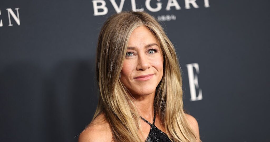 Jennifer Aniston Wore A ‘90s LBD For ‘Elle’ Women In Hollywood Jennifer Aniston Wore A ‘90s LBD For ‘Elle’ Women In Hollywood