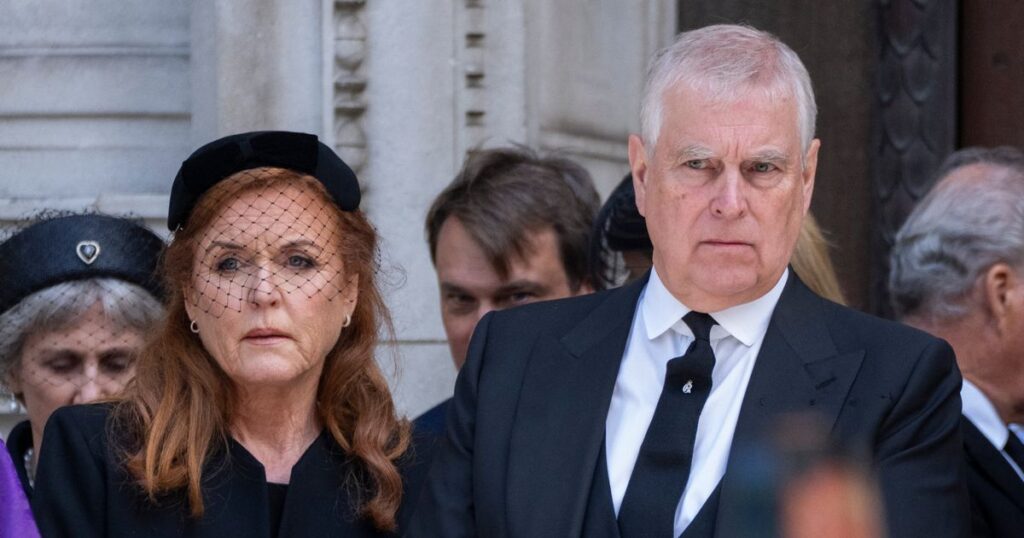 Royal Family raise ‘concerns’ after spotting major change in Andrew and Sarah Fergsuon Daily Mirror
