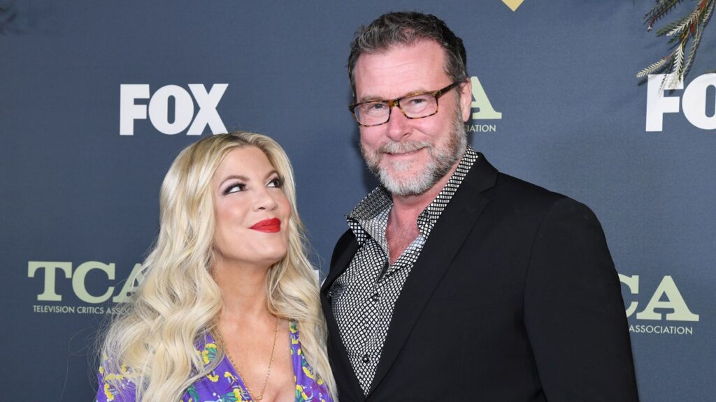 Tori Spelling and Dean McDermott divorce settlement reveals massive $1.7M debt Tori Spelling and Dean McDermott divorce settlement reveals massive $1.7M debt