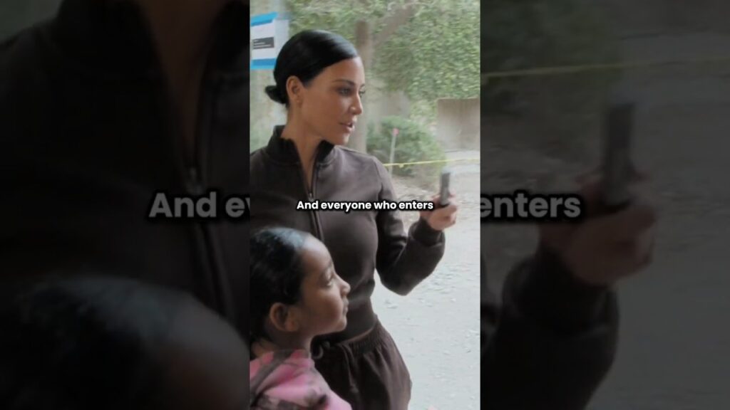 What Kim Kardashian's kids write on the walls🤔#kardashian #kimkardashian #kyliejenner #kendelljenner