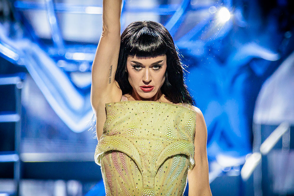 Scumbag Katy Perry Chases $5 Million From Dying Military Veteran In Ugly Legal Fight Scumbag Katy Perry Chases $5 Million From Dying Military Veteran In Ugly Legal Fight