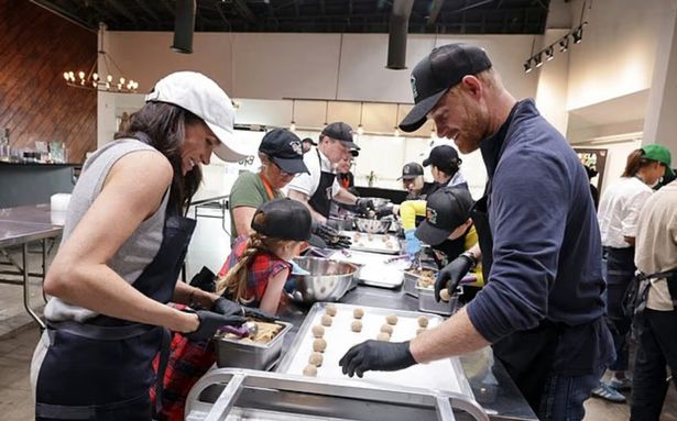Harry and Meghan helping to bake cookies with their children ahead of Thanksgiving 