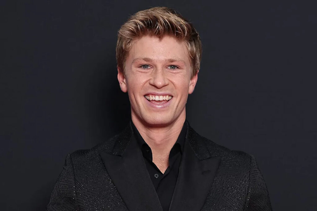 Robert Irwin Admits Dating as a Public Figure Is ‘So Challenging to Navigate’ Robert Irwin Admits Dating as a Public Figure Is ‘So Challenging to Navigate’