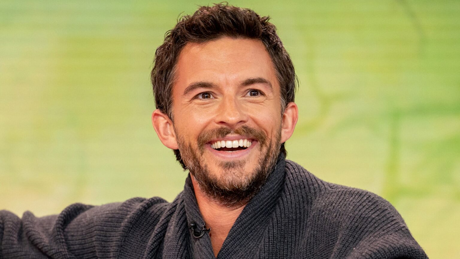 Jonathan Bailey Named People Magazine’s 2025 Sexiest Man Alive Jonathan Bailey Named People Magazine’s 2025 Sexiest Man Alive
