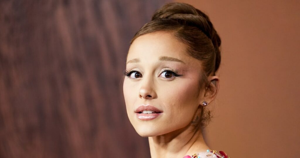 Ariana Grande gives ‘loving reminder’ about body-shaming Ariana Grande gives 'loving reminder' about body-shaming