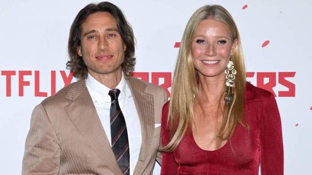 Gwyneth Paltrow & Brad Falchuk’s Marriage ‘Looks Bad’ — Source Yahoo entertainment home