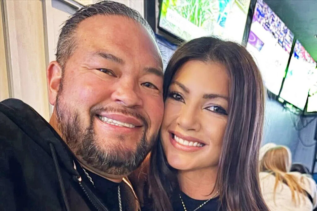 Jon Gosselin Marries Stephanie Lebo in Intimate Pennsylvania Wedding: ‘I Get to Grow Old with My Best Friend’ Jon Gosselin Marries Stephanie Lebo in Intimate Pennsylvania Wedding: 'I Get to Grow Old with My Best Friend'