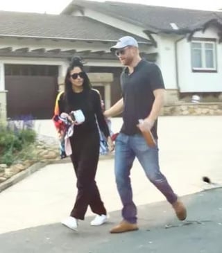 Harry and Meghan took the kids Trick-or-treating in Santa Barbara