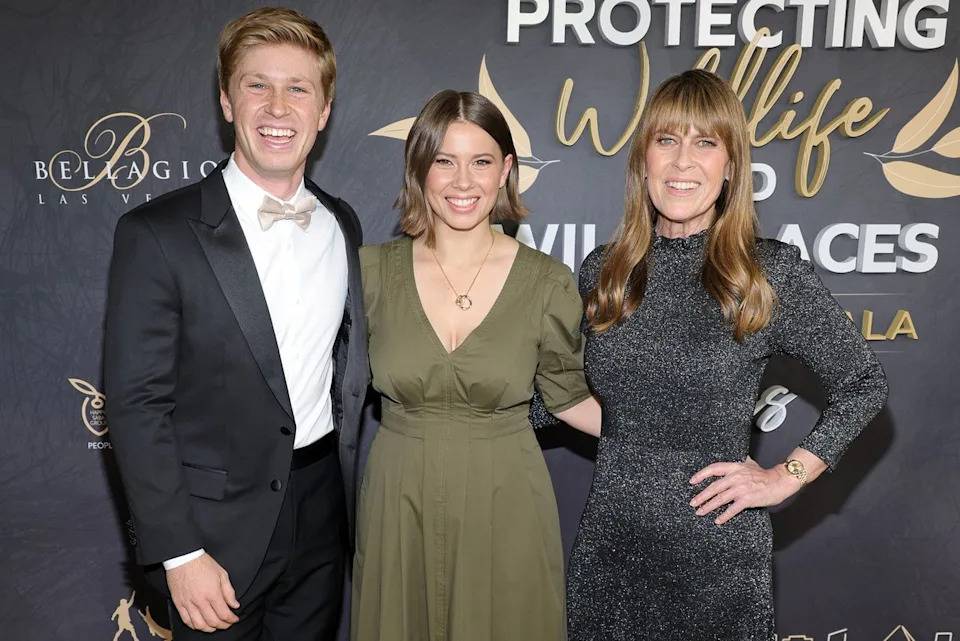 Ethan Miller/Getty Robert Irwin, Bindi Irwin, Terri Irwin