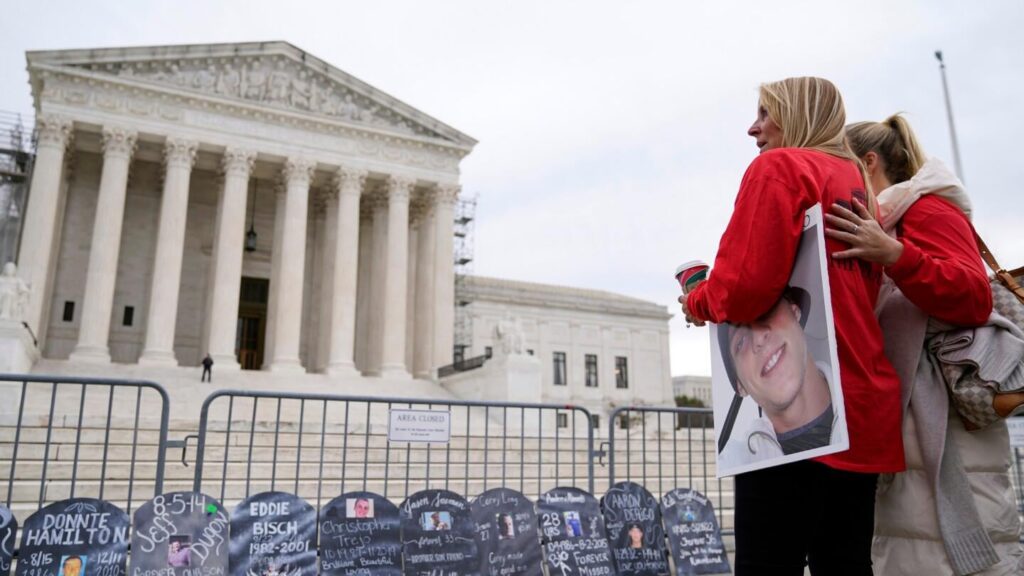3 years after the release of Laura Poitras’s documentary ‘All the Beauty and the Bloodshed’, a federal judge will approve $7B settlement for Oxycontin Maker Purdue and the Sackler family, requiring the Sacklers to pay damages up to that $7B and give up ownership of the company 3 years after the release of Laura Poitras's documentary 'All the Beauty and the Bloodshed', a federal judge will approve $7B settlement for Oxycontin Maker Purdue and the Sackler family, requiring the Sacklers to pay damages up to that $7B and give up ownership of the company