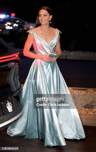 Best sparkling in silver royal power look?