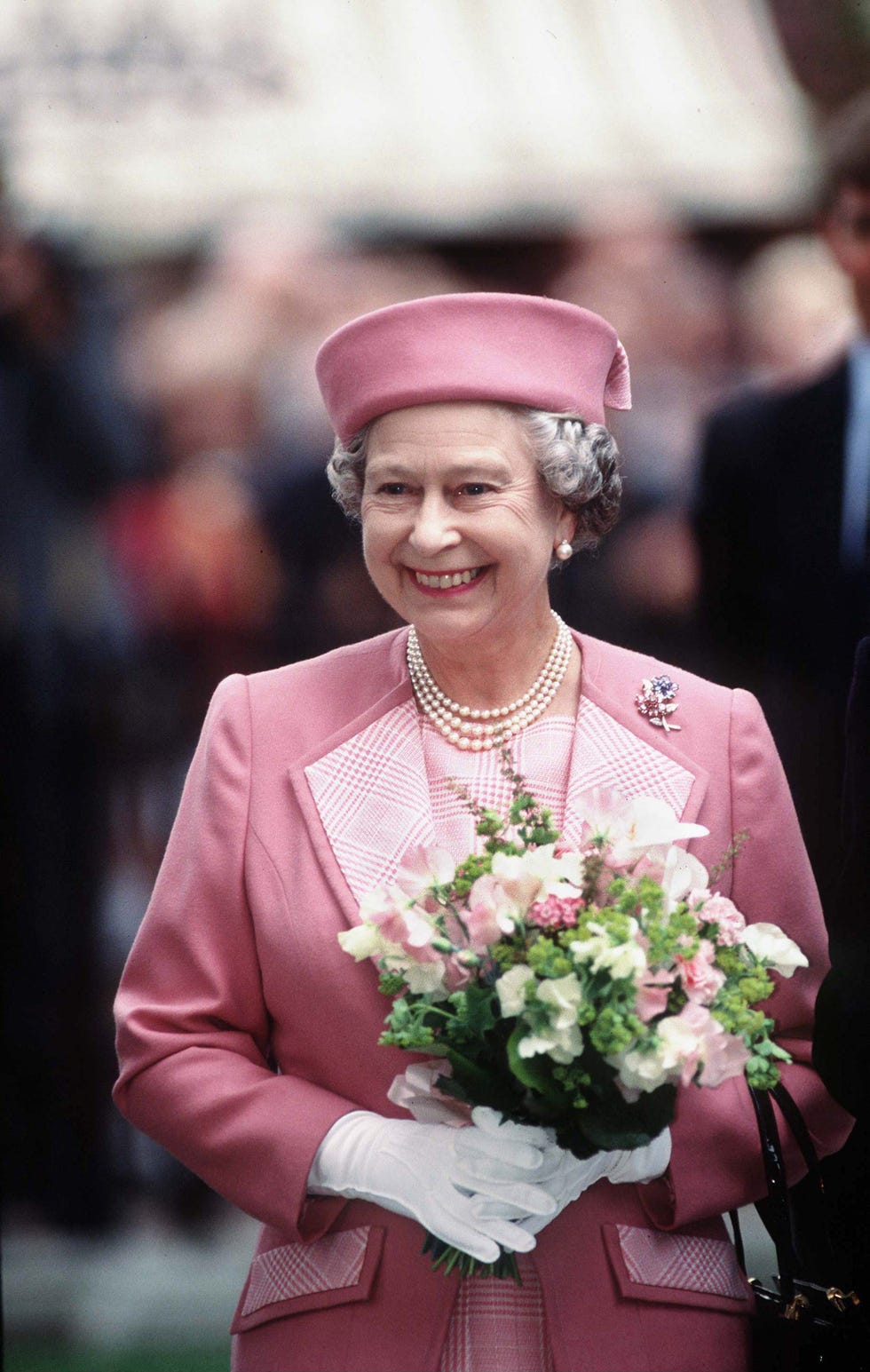 Queen Gloves