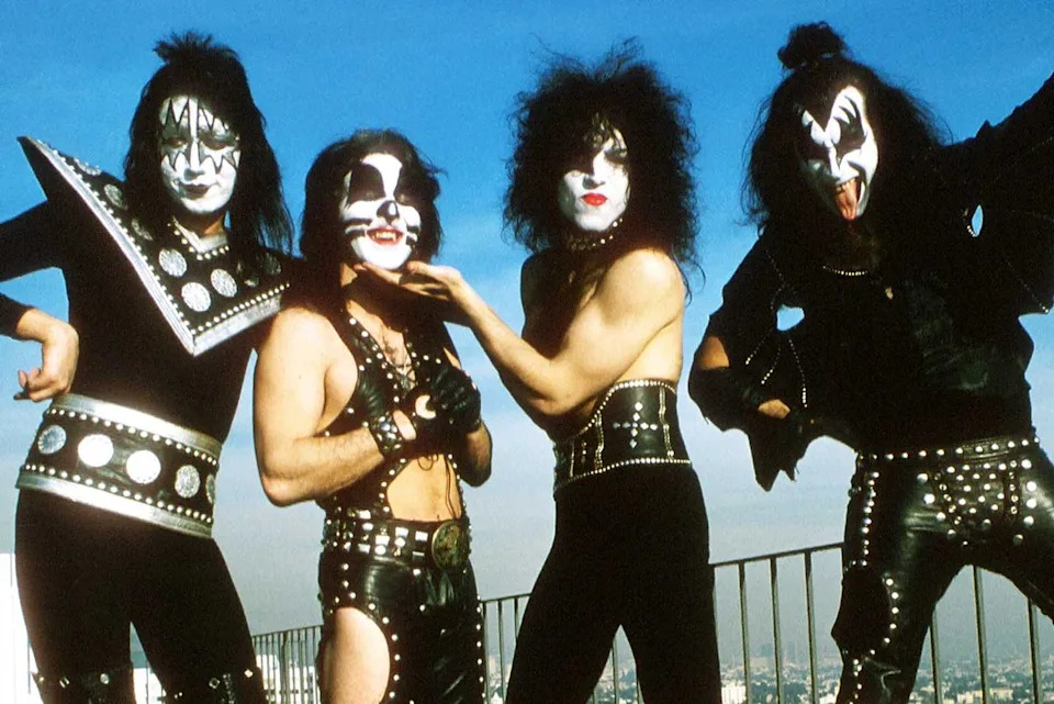Michael Ochs Archives/Getty Ace Frehley, Paul Stanley, Peter Criss, and Gene Simmons of Kiss
