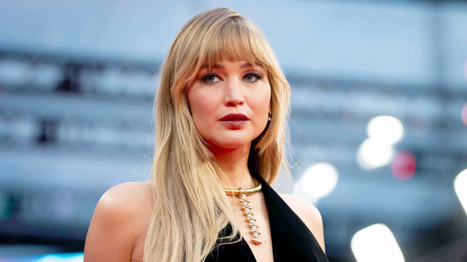 Jennifer Lawrence says she has a ‘secret life,’ getting into fights on TikTok Yahoo entertainment home