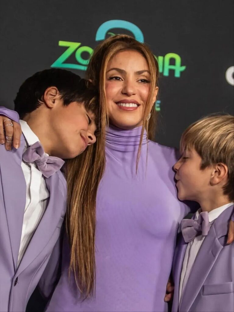 Shakira attended the Zootopia 2 premiere in LA last night with her sons Milan and Sasha, wearing Stella McCartney 💜