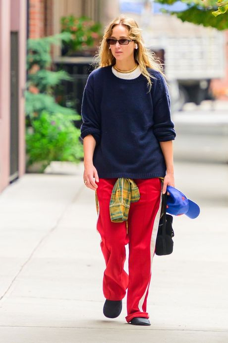 *EXCLUSIVE* Jennifer Lawrence keeps it casual on early morning gym run in LA