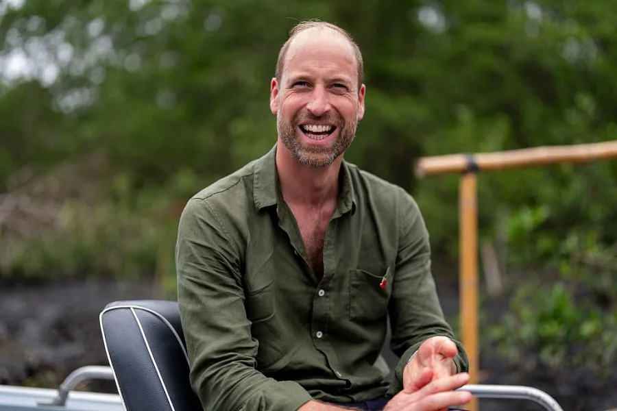 RIO DE JANEIRO, BRAZIL – NOVEMBER 4: Prince William, Prince of Wales smiles as he rides in a boat during a tour of the Guapimirim mangrove area in Guanabara Bay, which is managed by the Chico Mendes Institute for Biodiversity Conservation (ICMBio), to learn about the restoration work taking place there, on day two of his visit to Brazil for the annual Earthshot Prize Awards on November 4, 2025 in Rio de Janeiro, Brazil. Prince William is undertaking a number of engagements related to the environment in Rio De Janeiro ahead of his attendance at the fifth annual Earthshot Prize awards ceremony. (Photo by Aaron Chown-Pool/Getty Images)