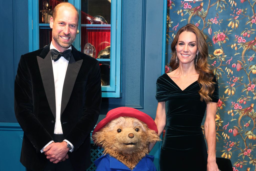 Paddington Bear Meets Prince William, Kate Middleton Variety Backstage