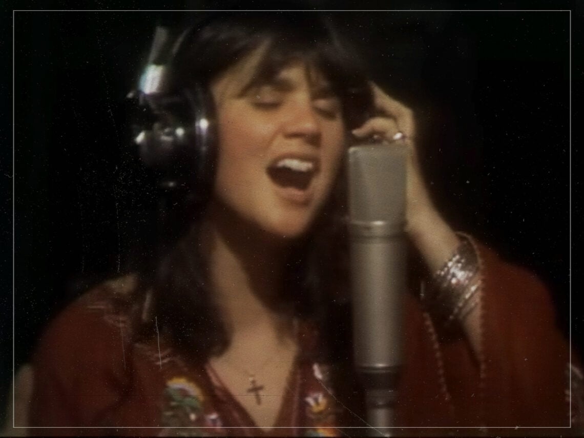 Linda Ronstadt - 1975 - Singer - Musician