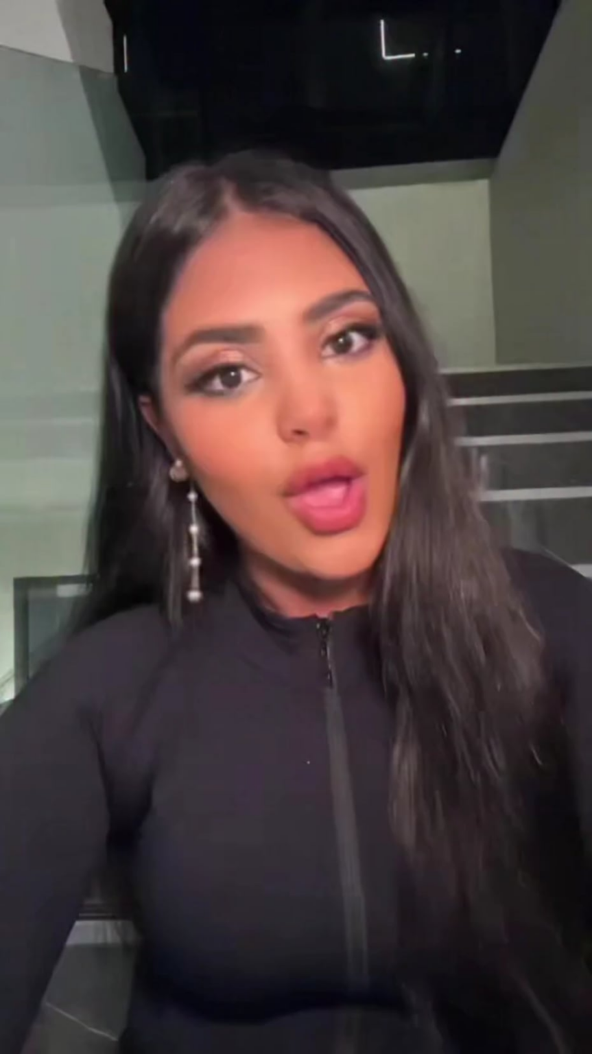 Miss Universe Pakistan Roma Riaz spoke agnaist Colorsim