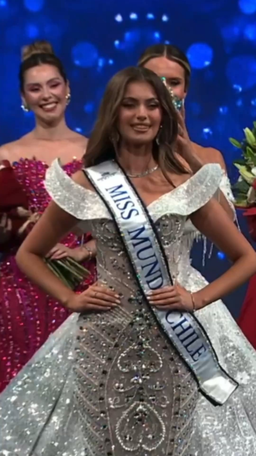 Ignacia Fernández, singer and founder of death metal band Decessus, is officially crowned Miss World Chile!