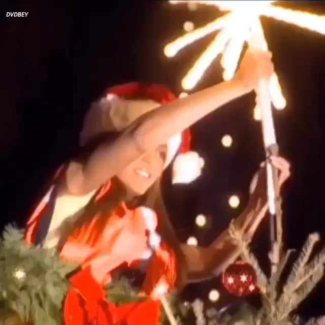 22 years ago, Beyoncé ruined a christmas tree on 'Punk'd'