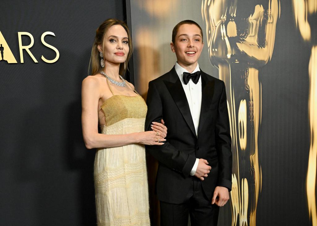 Angelina Jolie’s Son Knox Rocks Drastic & Colorful Hair Transformation Angelina Jolie’s Son Knox Rocks Drastic & Colorful Hair Transformation
