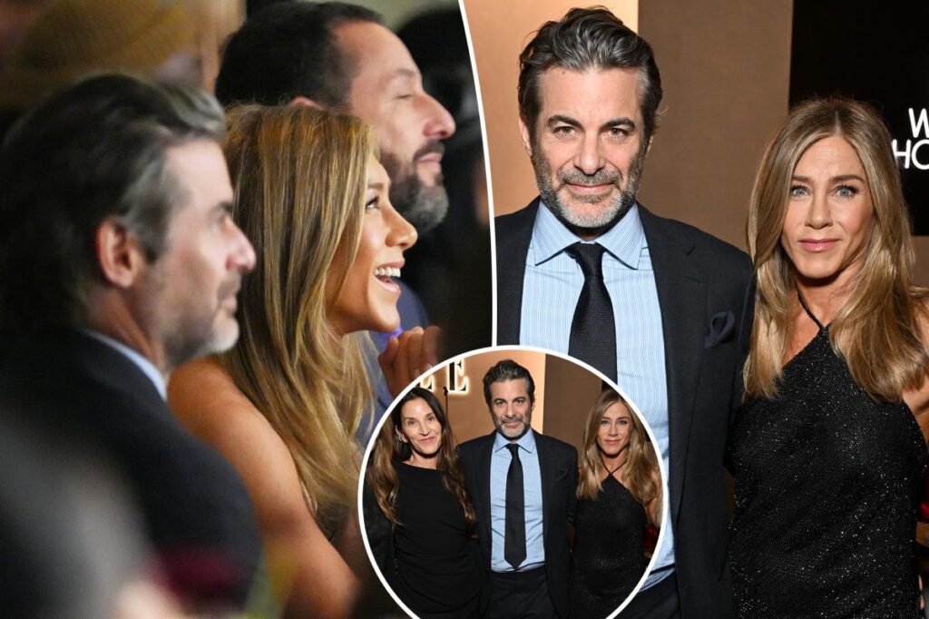 Jennifer Aniston cozies up to boyfriend Jim Curtis on double date with A-list pals Jennifer Aniston cozies up to boyfriend Jim Curtis on double date with A-list pals