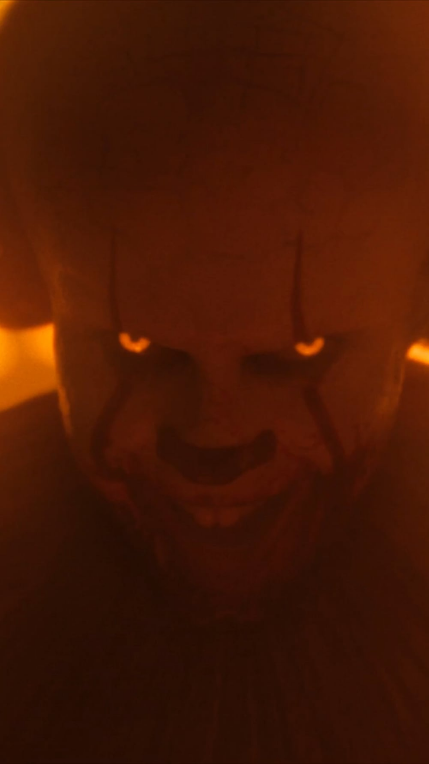 Cast of It: Welcome to Derry doing their best Pennywise impressions